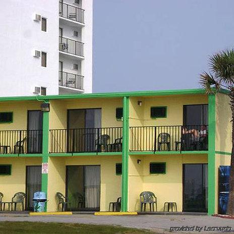 Sea Hawk Oceanfront Motel Мертл-Біч Екстер'єр фото