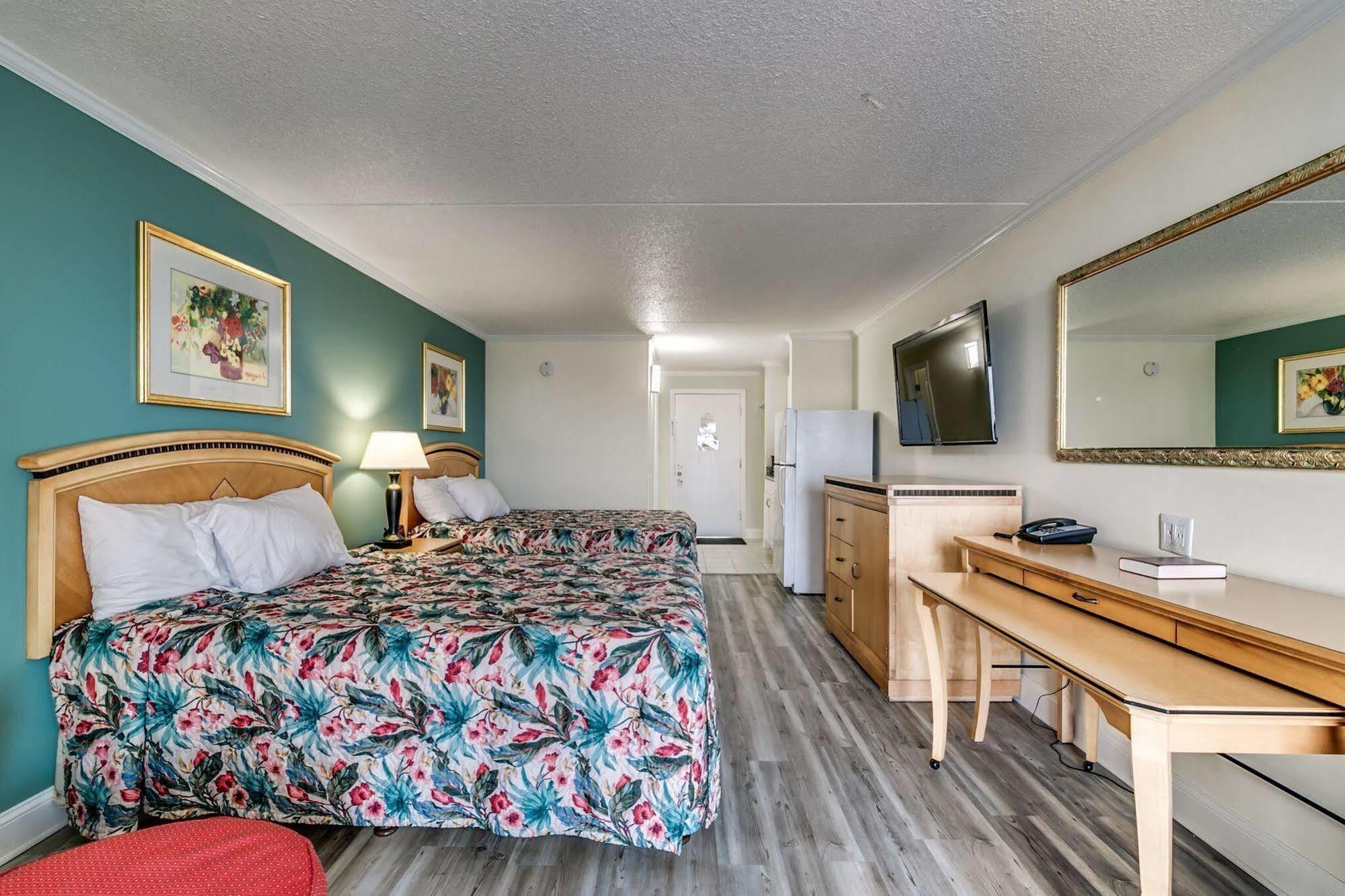 Sea Hawk Oceanfront Motel Мертл-Біч Екстер'єр фото